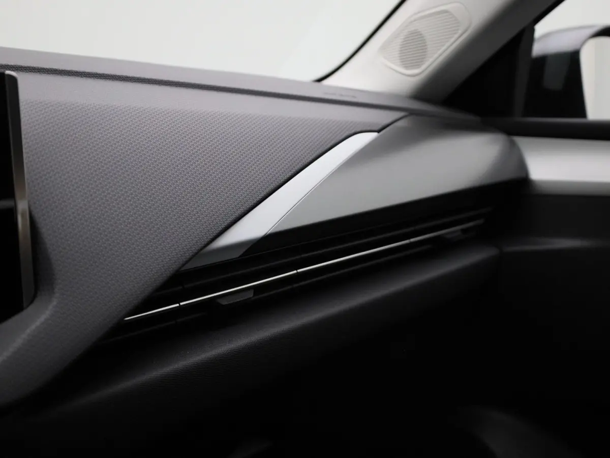 1.2 Edition | Apple Carplay/Android Auto | Electronic climat controle | 16" Lichtmetalen velgen Phantom | BOVAG Garantie (12 maanden) | 14 dagen omruilgarantie |