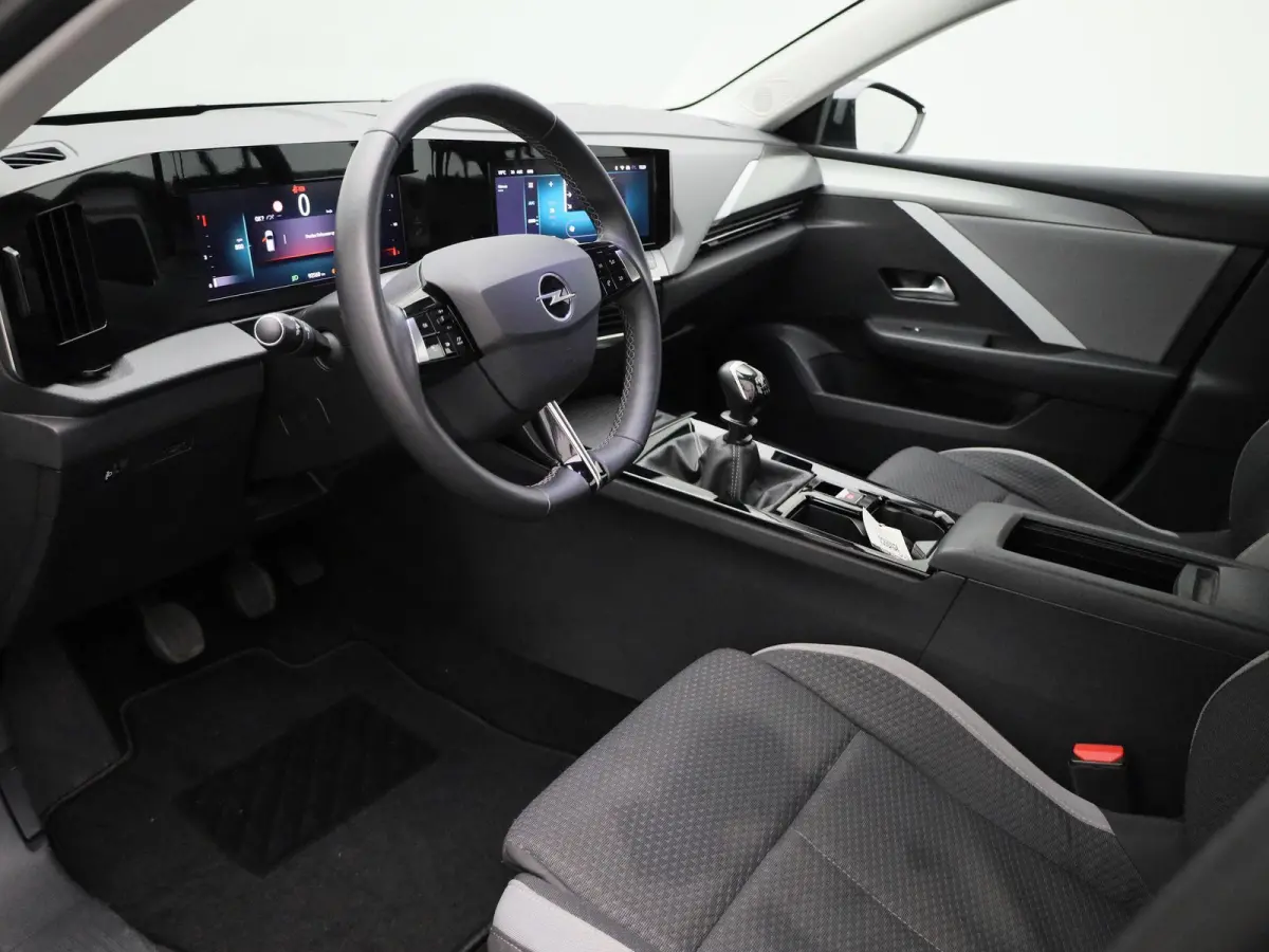 1.2 Edition | Apple Carplay/Android Auto | Electronic climat controle | 16" Lichtmetalen velgen Phantom | BOVAG Garantie (12 maanden) | 14 dagen omruilgarantie |