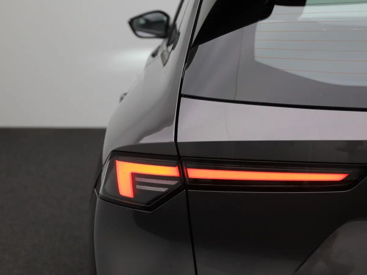 1.2 Edition | Apple Carplay/Android Auto | Electronic climat controle | 16" Lichtmetalen velgen Phantom | BOVAG Garantie (12 maanden) | 14 dagen omruilgarantie |