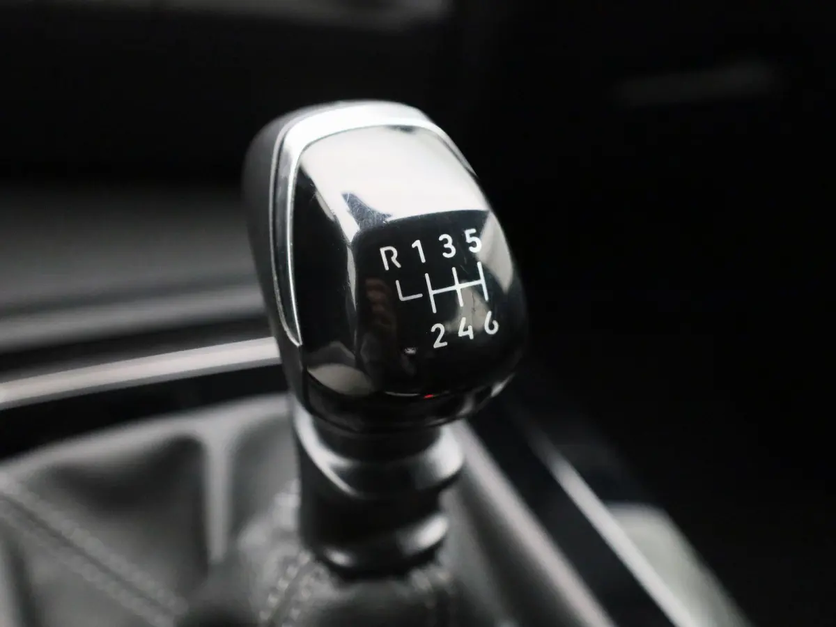 1.2 Edition | Apple Carplay/Android Auto | Electronic climat controle | 16" Lichtmetalen velgen Phantom | BOVAG Garantie (12 maanden) | 14 dagen omruilgarantie |