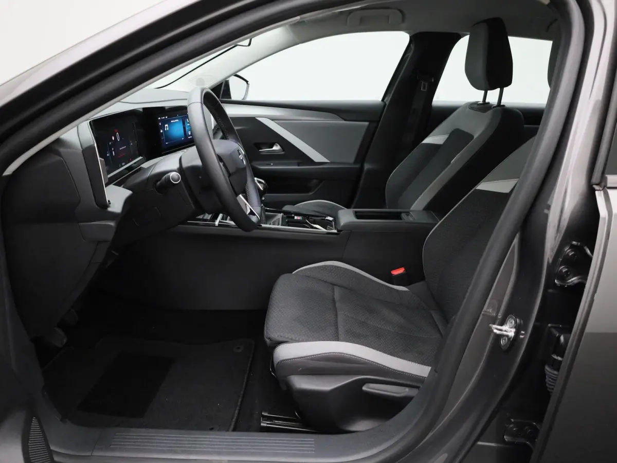 1.2 Edition | Apple Carplay/Android Auto | Electronic climat controle | 16" Lichtmetalen velgen Phantom | BOVAG Garantie (12 maanden) | 14 dagen omruilgarantie |
