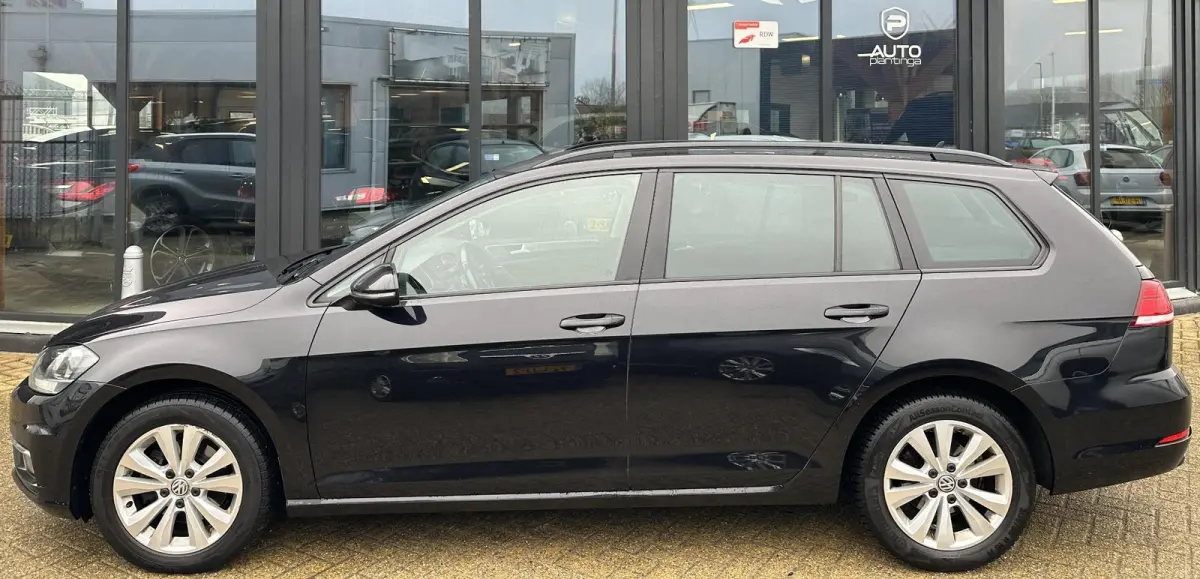 1.0 TSI Comfortline | Zeer Nette Staat | AUTOMAAT | NL AUTO | Parkeersensoren Voor en Achter | Adaptive Cruise Controle | All Season Banden | Navigatie | 2 Sleutels |