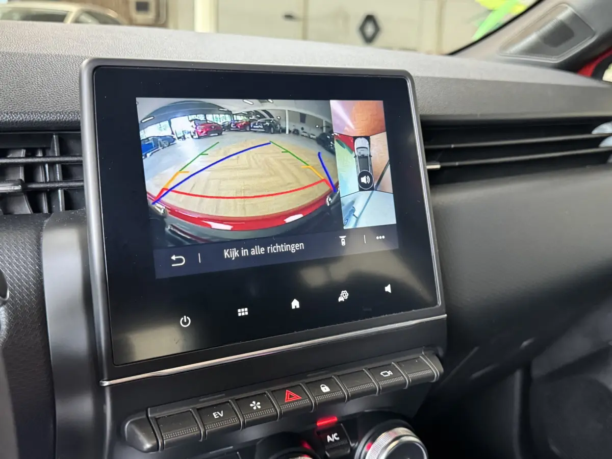1.6 E-Tech Hybrid 140 Intens, Navi | PDC V+A | 360 camera |16 inch velgen | carplay |cruise control | Perfect onderhouden!
