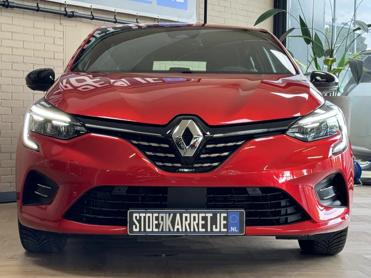 1.6 E-Tech Hybrid 140 Intens, Navi | PDC V+A | 360 camera |16 inch velgen | carplay |cruise control | Perfect onderhouden!