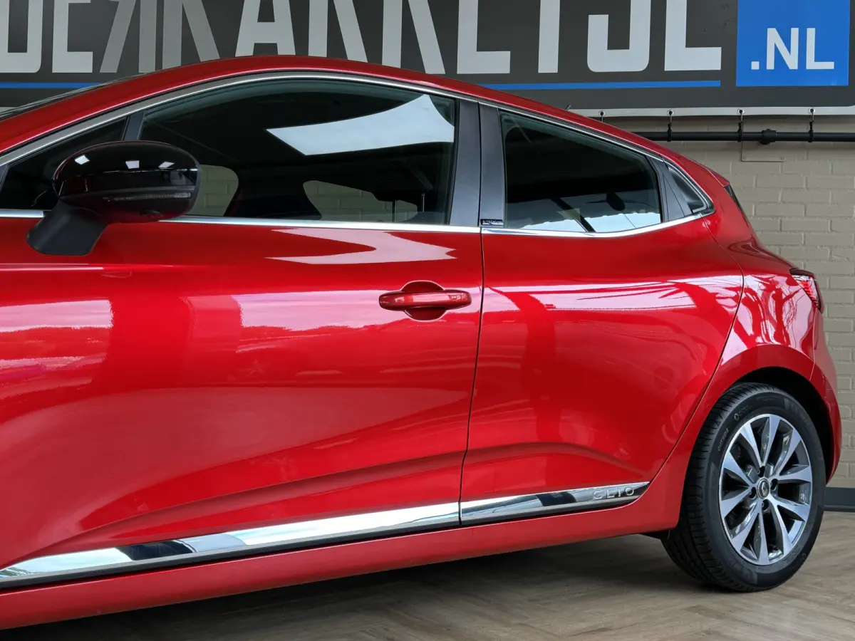 1.6 E-Tech Hybrid 140 Intens, Navi | PDC V+A | 360 camera |16 inch velgen | carplay |cruise control | Perfect onderhouden!