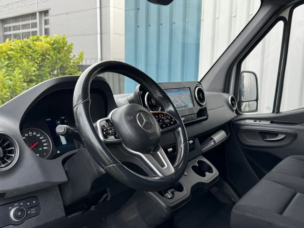 319 3.0 CDI L2H2 LED / D-schuifdeur / Navi / 6-Cilinder / Unieke inbouw / Camera / Carplay / DAB / En nog veel meer!