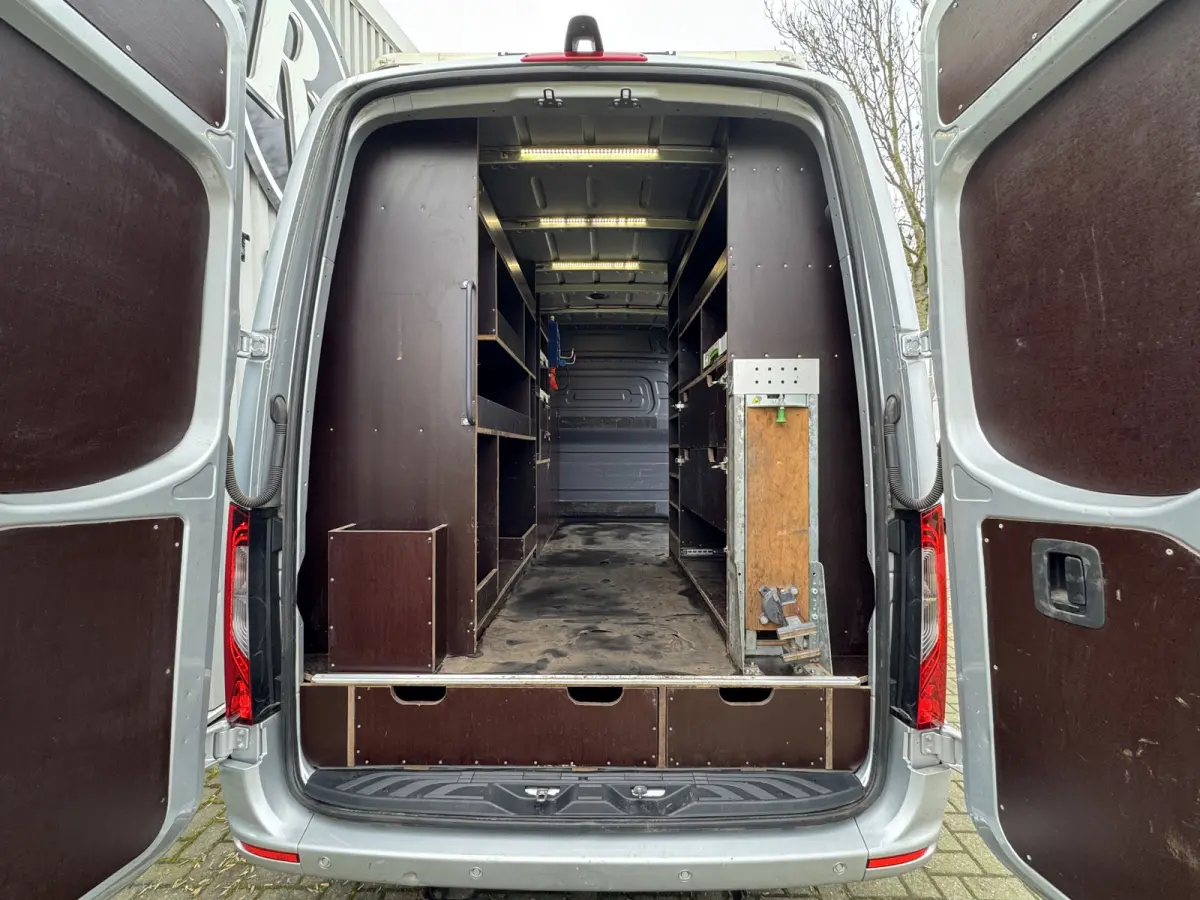 319 3.0 CDI L2H2 LED / D-schuifdeur / Navi / 6-Cilinder / Unieke inbouw / Camera / Carplay / DAB / En nog veel meer!