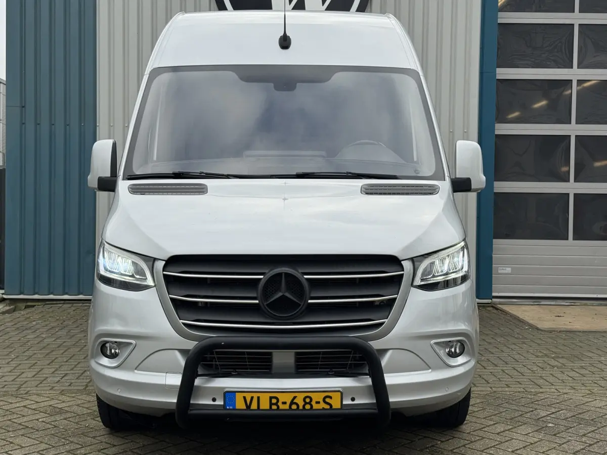 319 3.0 CDI L2H2 LED / D-schuifdeur / Navi / 6-Cilinder / Unieke inbouw / Camera / Carplay / DAB / En nog veel meer!