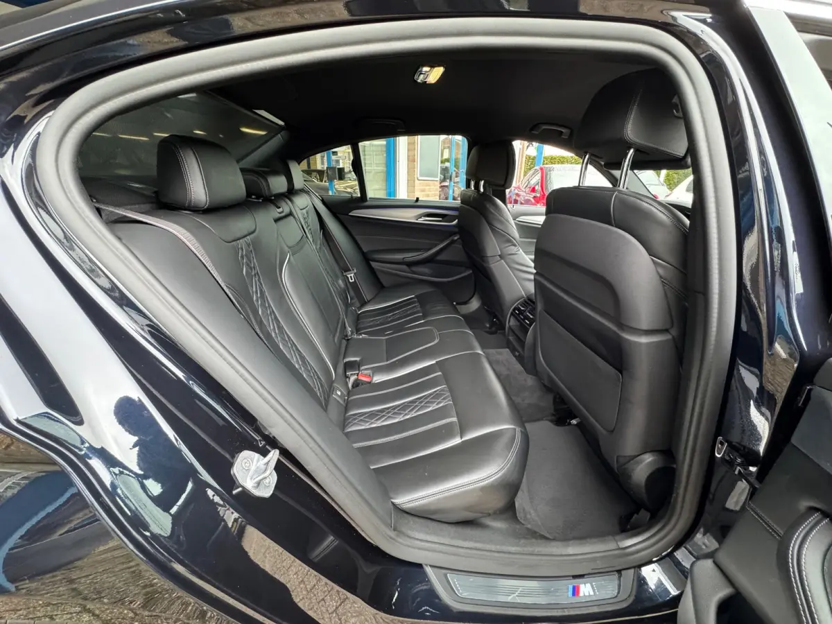530e M-Pakket 2019 NAVI LEDER CAMERA LM NAP!