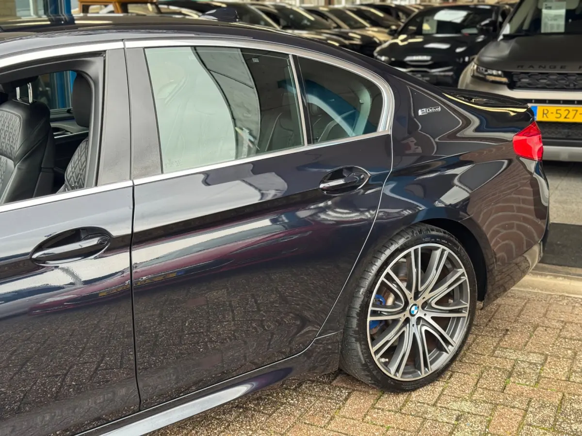 530e M-Pakket 2019 NAVI LEDER CAMERA LM NAP!