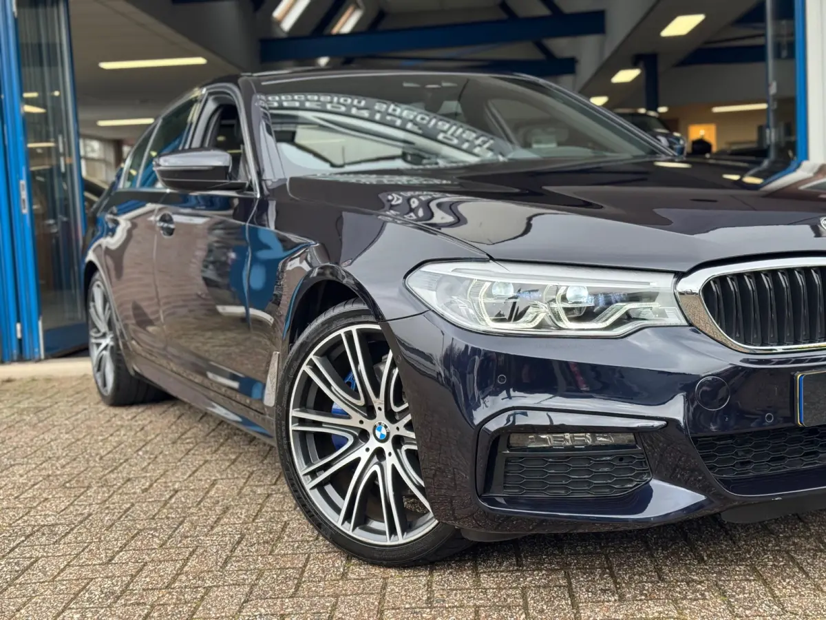 530e M-Pakket 2019 NAVI LEDER CAMERA LM NAP!