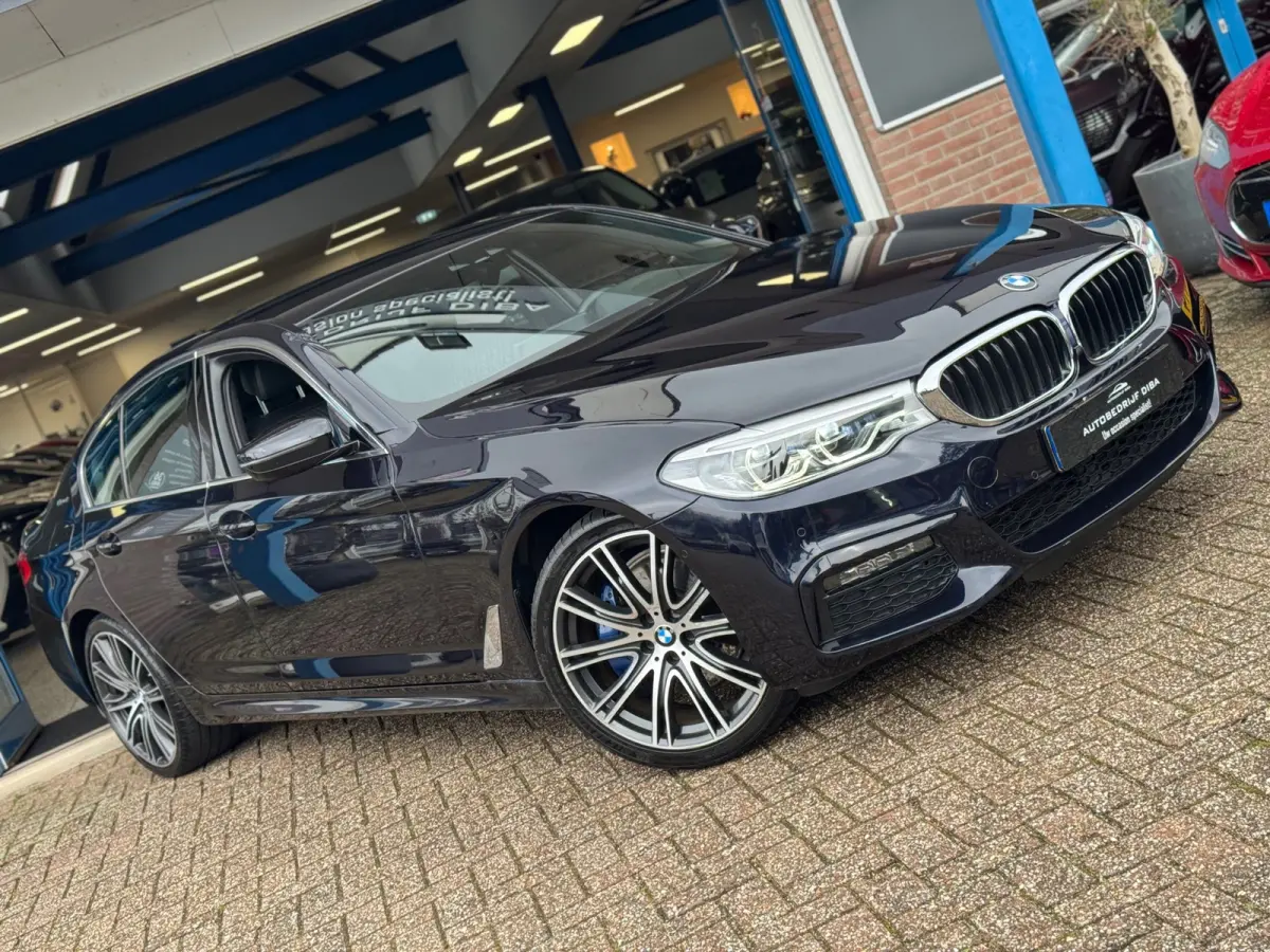 530e M-Pakket 2019 NAVI LEDER CAMERA LM NAP!