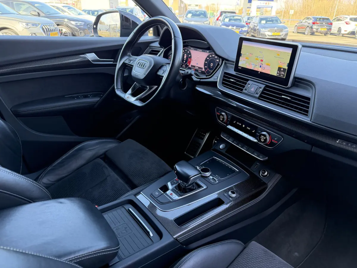3.0 TFSI SQ5 quattro Pro Line Plus ACC Magnetic Ride Keyless Entry Carplay 360 Camera Carplay Standkachel 21 Inch LMV Carbon sierlijsten Matrix Led