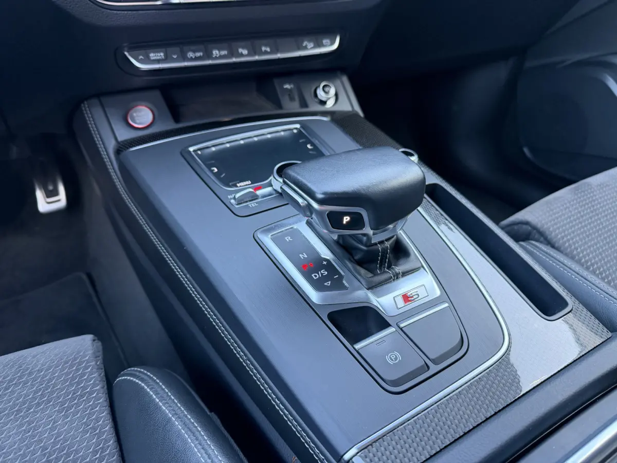 3.0 TFSI SQ5 quattro Pro Line Plus ACC Magnetic Ride Keyless Entry Carplay 360 Camera Carplay Standkachel 21 Inch LMV Carbon sierlijsten Matrix Led