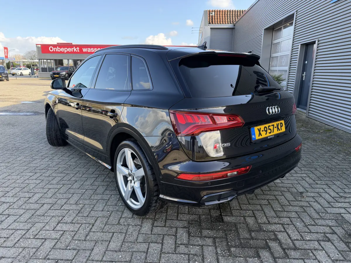 3.0 TFSI SQ5 quattro Pro Line Plus ACC Magnetic Ride Keyless Entry Carplay 360 Camera Carplay Standkachel 21 Inch LMV Carbon sierlijsten Matrix Led