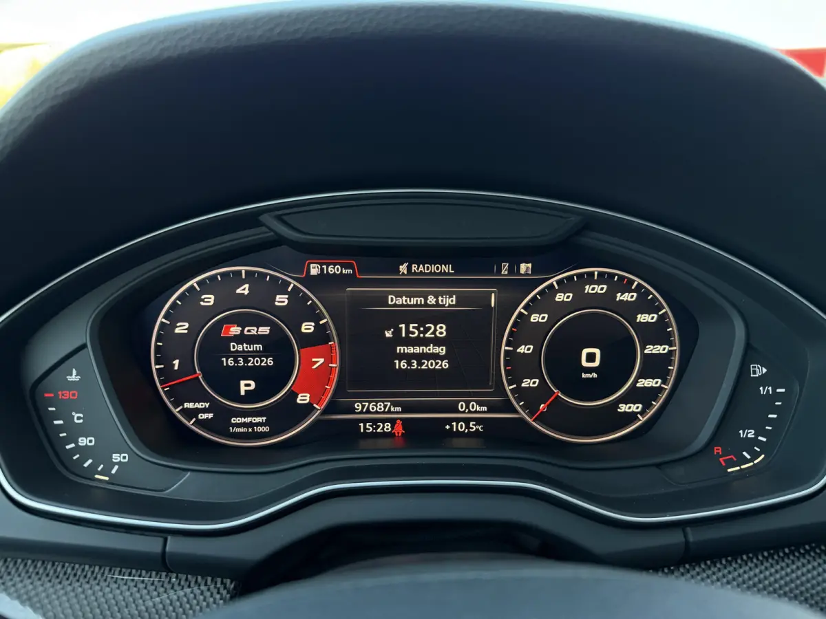 3.0 TFSI SQ5 quattro Pro Line Plus ACC Magnetic Ride Keyless Entry Carplay 360 Camera Carplay Standkachel 21 Inch LMV Carbon sierlijsten Matrix Led