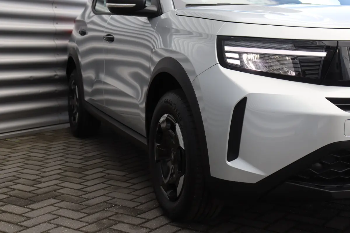 44KWH 113PK EDITION AUTOMAAT / AIRCO / LED / PDC / BLUETOOTH / CRUISECONTROL / 1E EIGENAAR / NIEUWSTAAT !!