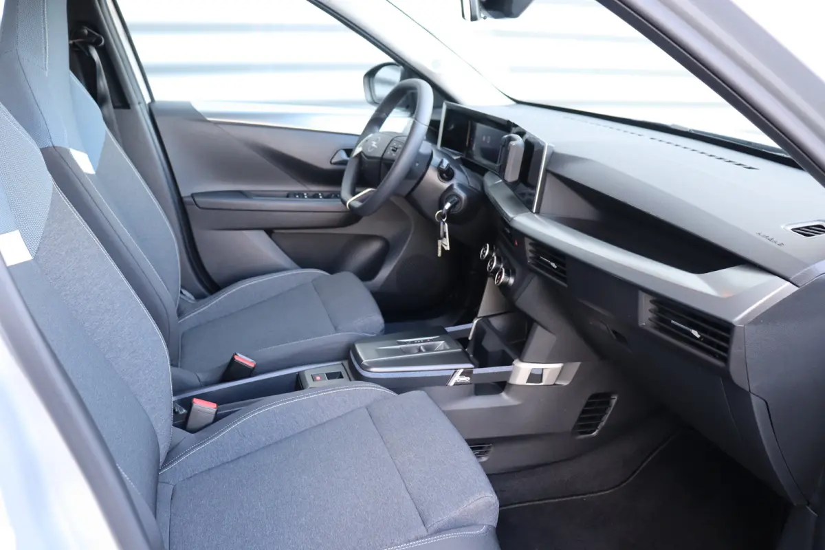 44KWH 113PK EDITION AUTOMAAT / AIRCO / LED / PDC / BLUETOOTH / CRUISECONTROL / 1E EIGENAAR / NIEUWSTAAT !!