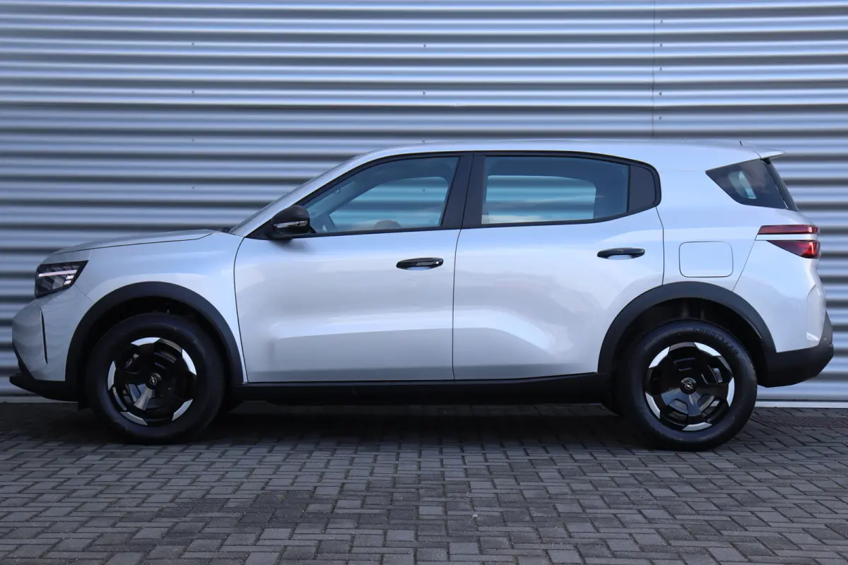 44KWH 113PK EDITION AUTOMAAT / AIRCO / LED / PDC / BLUETOOTH / CRUISECONTROL / 1E EIGENAAR / NIEUWSTAAT !!