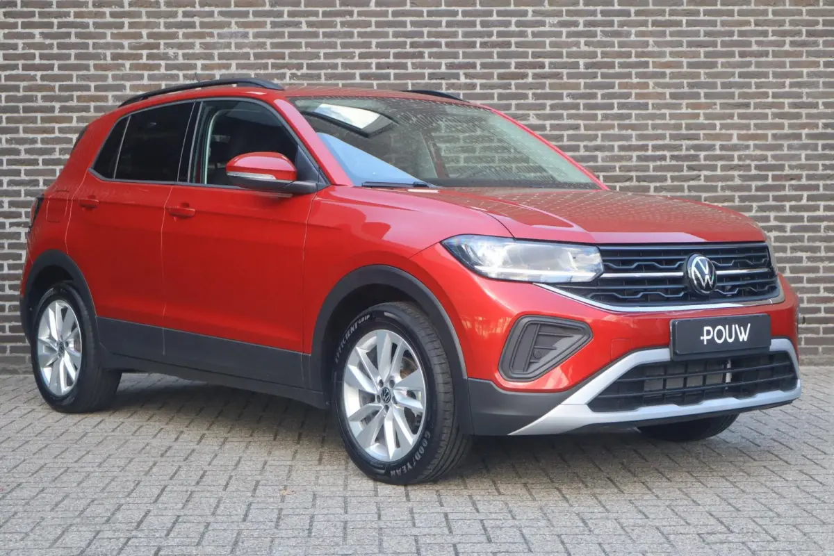 1.0 TSI 115pk Life Edition | Achteruitrijcamera | Navigatie | App Connect