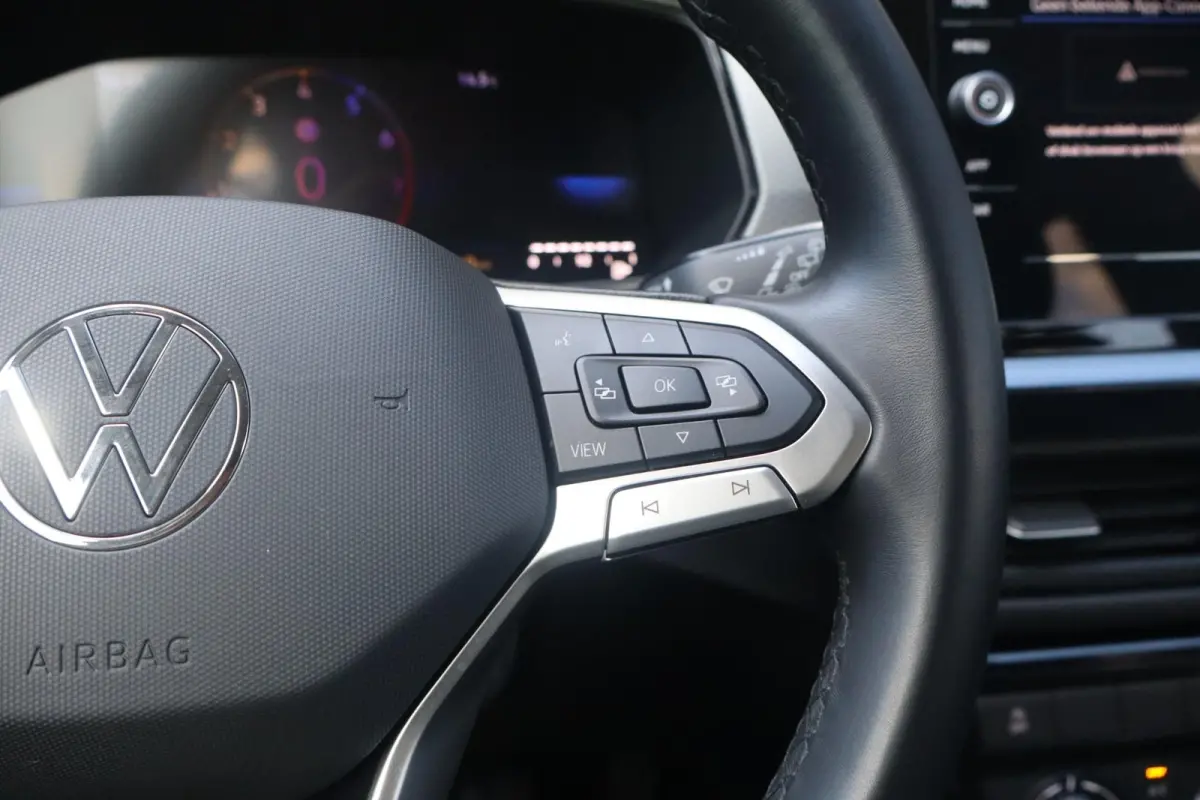 1.0 TSI 115pk Life Edition | Achteruitrijcamera | Navigatie | App Connect