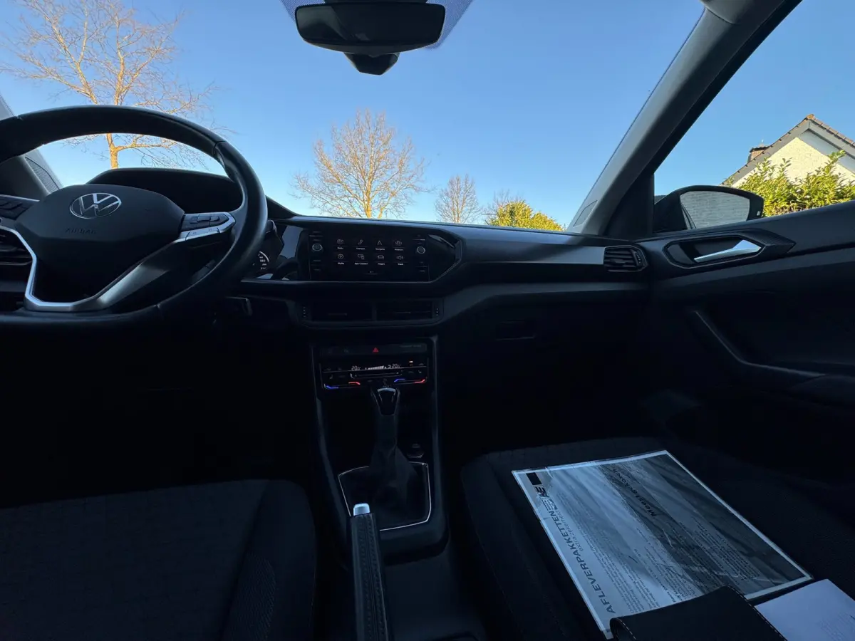 1.0 TSI Life CAMERA / PDC VOOR & ACHTER / CARPLAY / STOELVERWARMING / CLIMATE CONTROL / ELEKTR. INKLAPB SPIEGEL