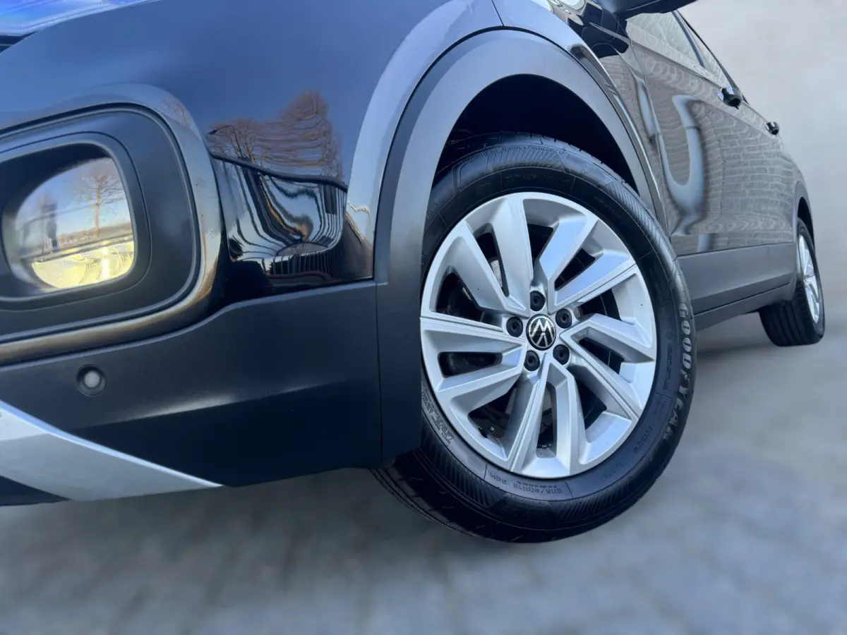 1.0 TSI Life CAMERA / PDC VOOR & ACHTER / CARPLAY / STOELVERWARMING / CLIMATE CONTROL / ELEKTR. INKLAPB SPIEGEL