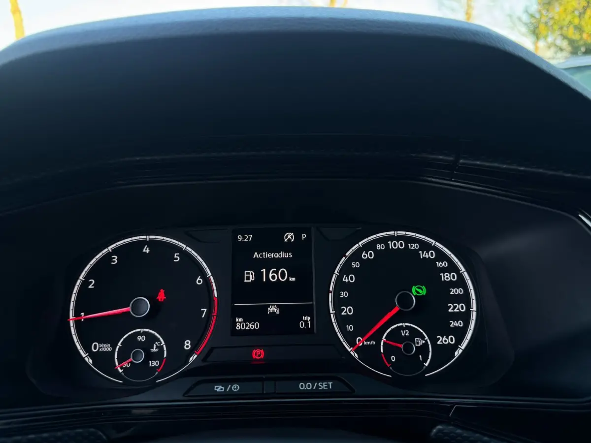 1.0 TSI Life CAMERA / PDC VOOR & ACHTER / CARPLAY / STOELVERWARMING / CLIMATE CONTROL / ELEKTR. INKLAPB SPIEGEL