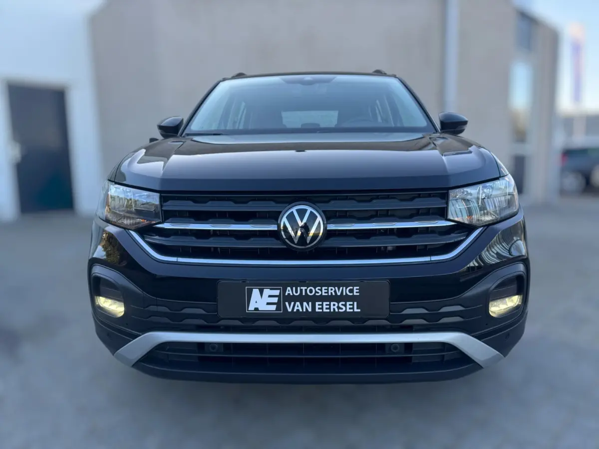 1.0 TSI Life CAMERA / PDC VOOR & ACHTER / CARPLAY / STOELVERWARMING / CLIMATE CONTROL / ELEKTR. INKLAPB SPIEGEL