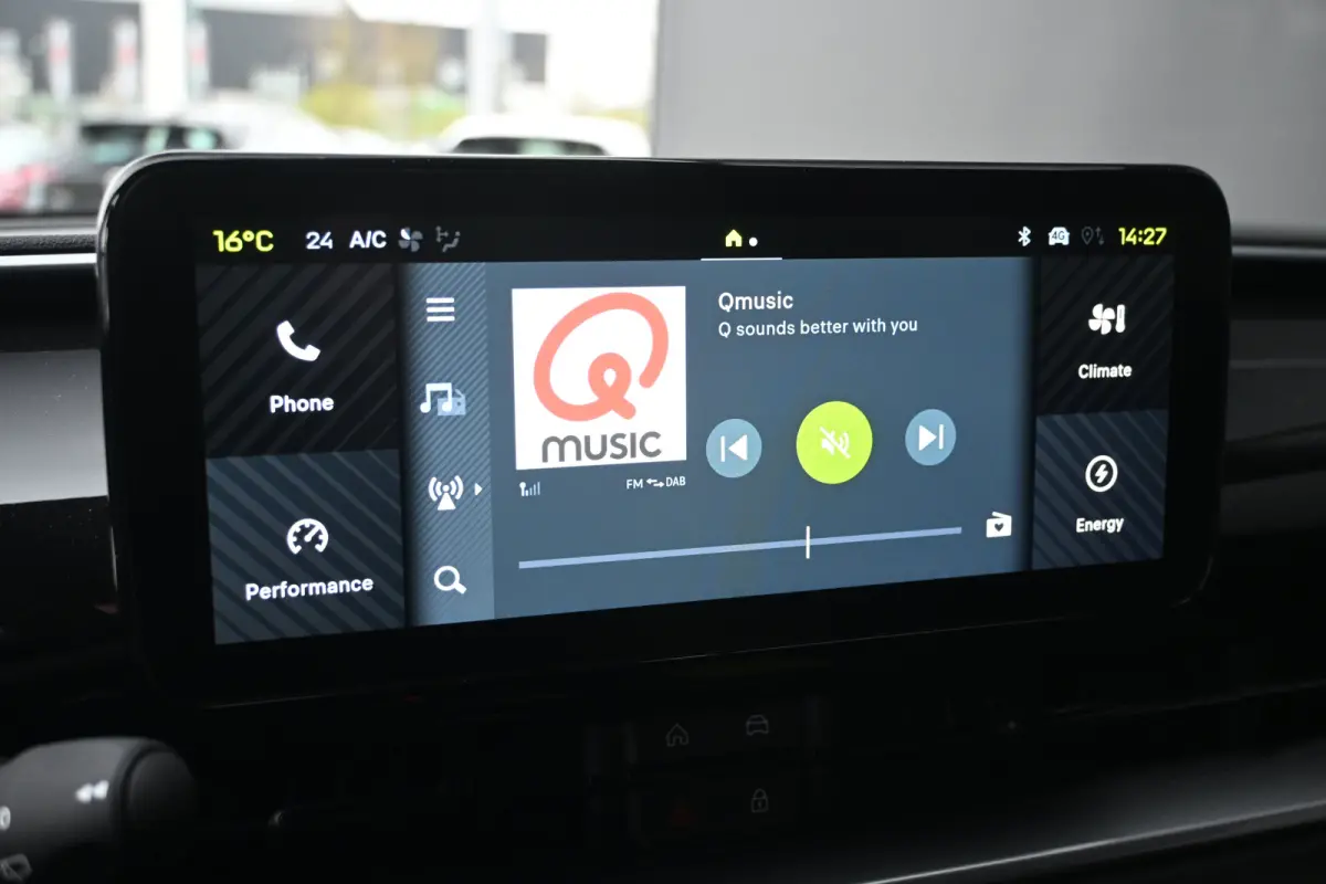 Turismo 54 kWh 240pk 8 Jaar Garantie! | Sportstoelen | Adaptive Cruise | 20"LMV |