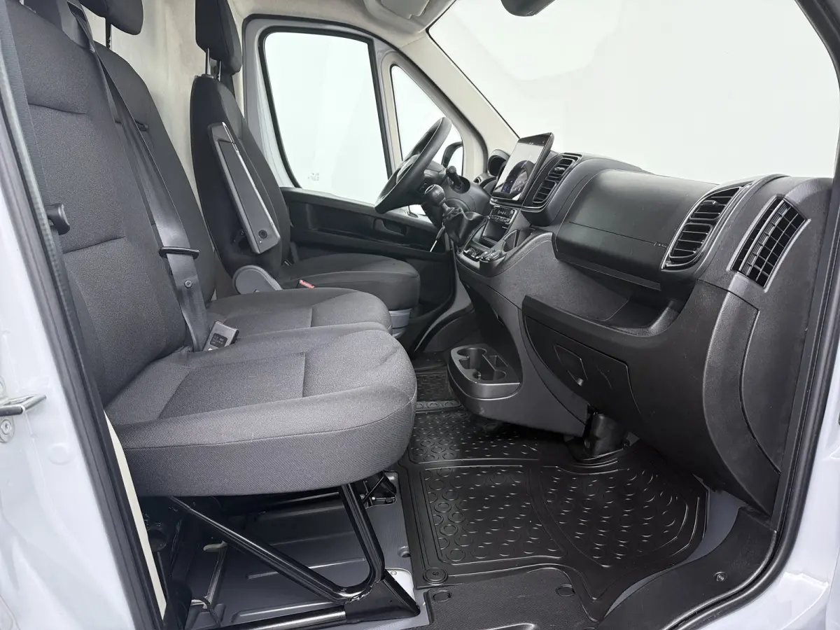 2.2D 140 S&S L2H2 3.3t | Achteruitrijcamera | Airco | Cruise control