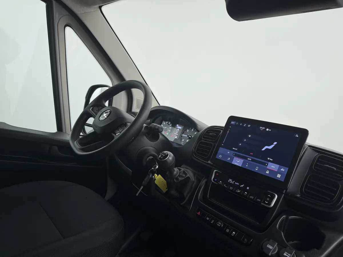 2.2D 140 S&S L2H2 3.3t | Achteruitrijcamera | Airco | Cruise control
