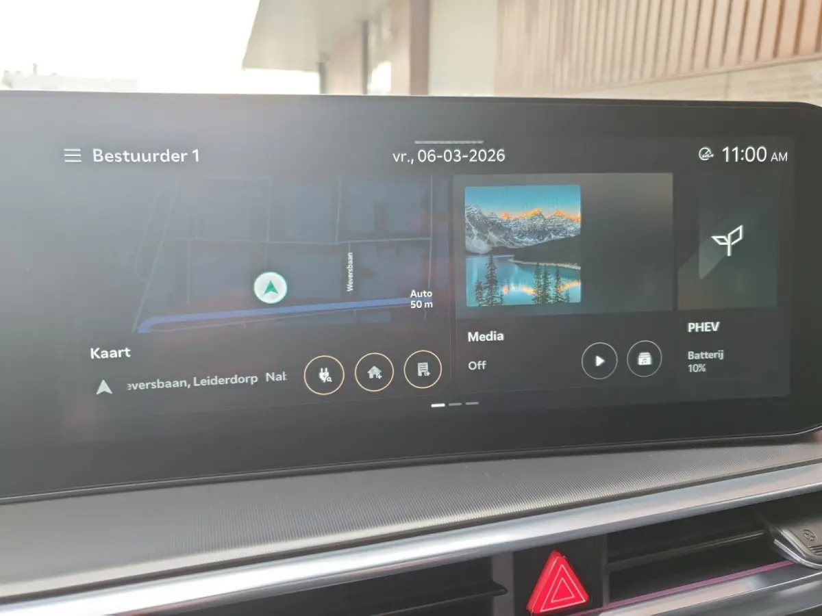 1.6 T-GDi Plug-in Hybrid 4WD ExecutiveLine 7p | Black Pack | Stoel verwarming en ventilatie | Panorama schuifdak | Sidebars | Lichtmetalen velgen 21inch | Lederen bekleding | Elektrisch bedi