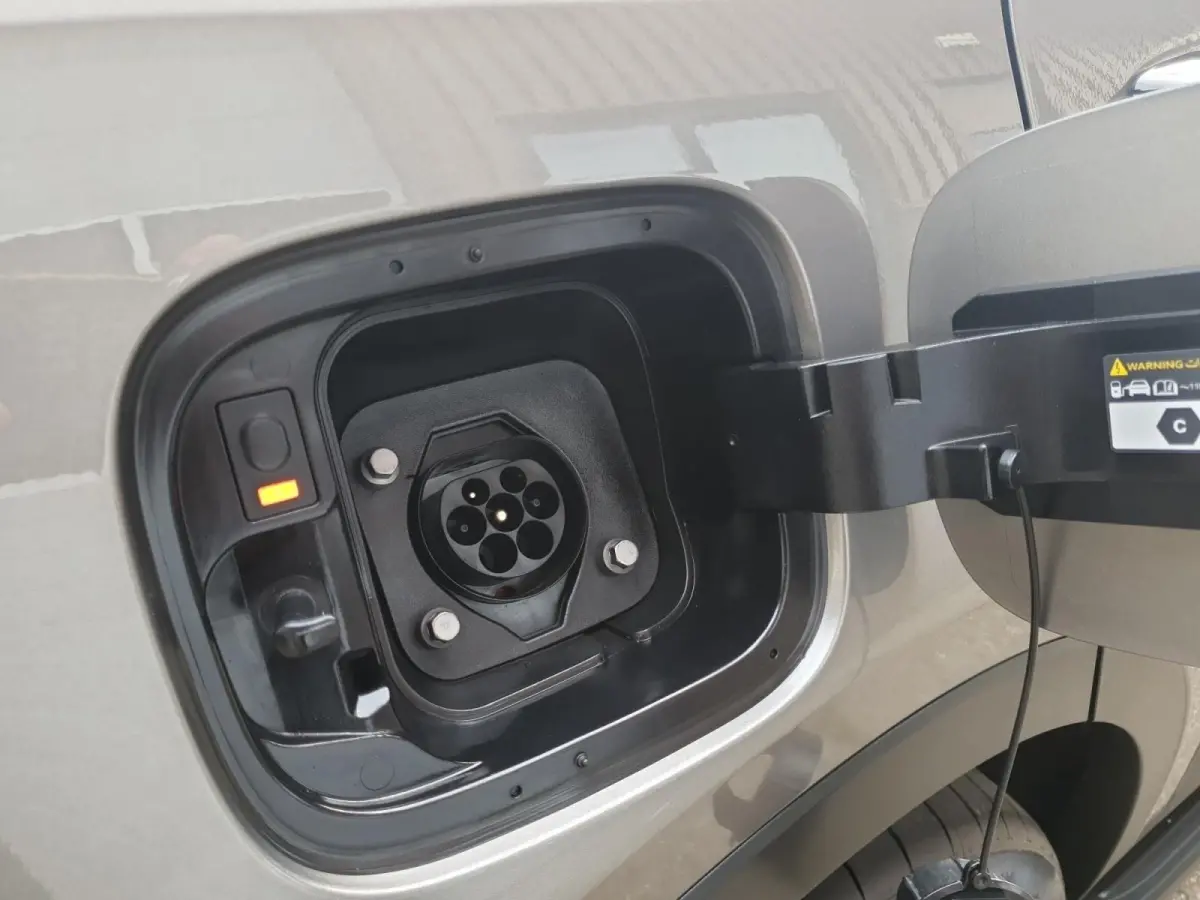 1.6 T-GDi Plug-in Hybrid 4WD ExecutiveLine 7p | Black Pack | Stoel verwarming en ventilatie | Panorama schuifdak | Sidebars | Lichtmetalen velgen 21inch | Lederen bekleding | Elektrisch bedi
