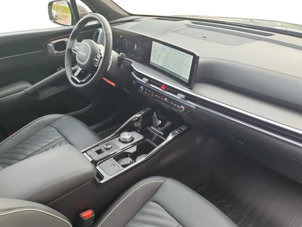 1.6 T-GDi Plug-in Hybrid 4WD ExecutiveLine 7p | Black Pack | Stoel verwarming en ventilatie | Panorama schuifdak | Sidebars | Lichtmetalen velgen 21inch | Lederen bekleding | Elektrisch bedi