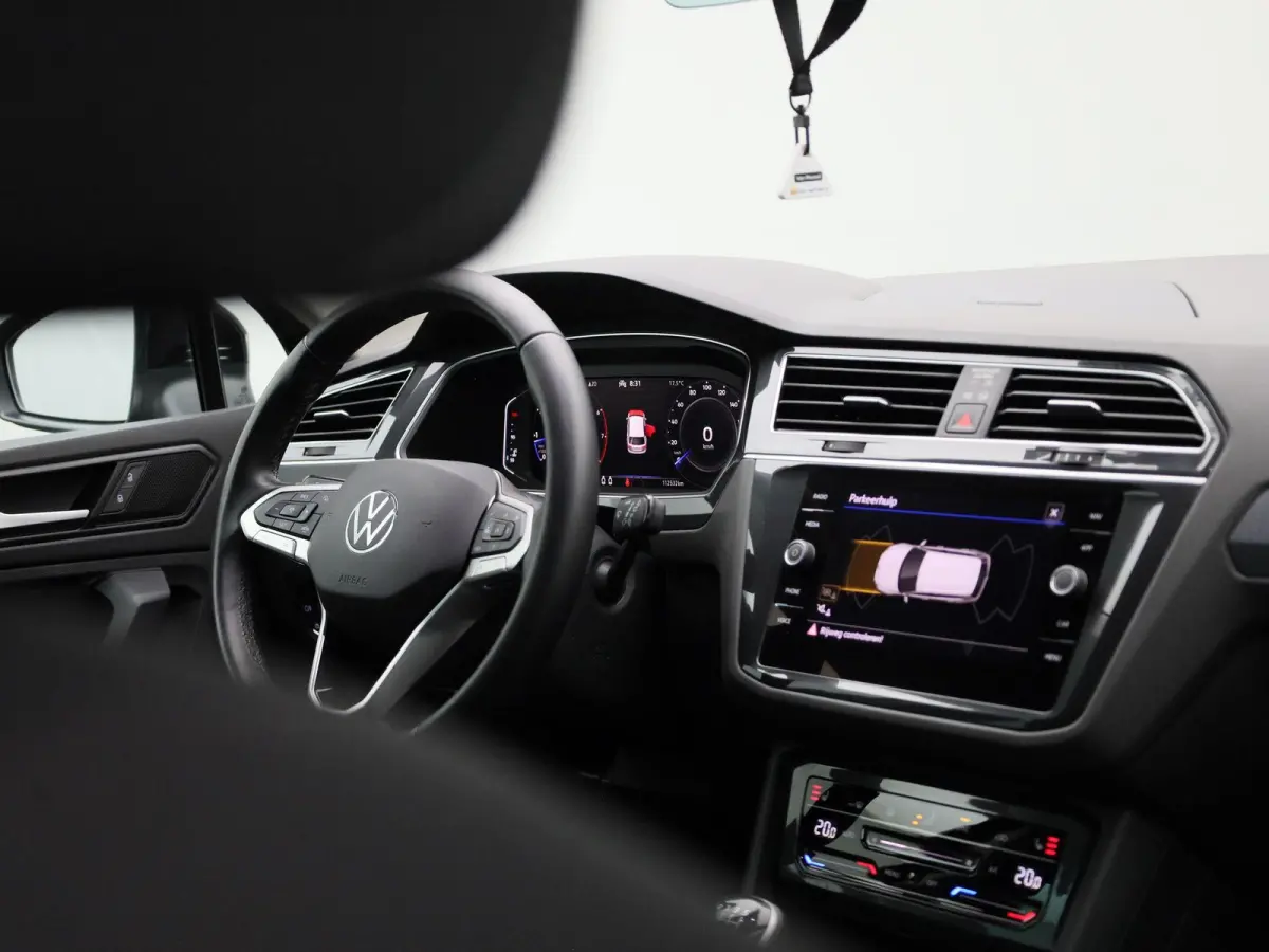 1.5 TSI Life Business 130 PK| Origineel Nederlands | 1e Eigenaar | Navigatie | Achterklep Elektrisch | Stoelverwarming | Stuurwielverwarming | Climatronic | Parkeersensoren Voor & Achter