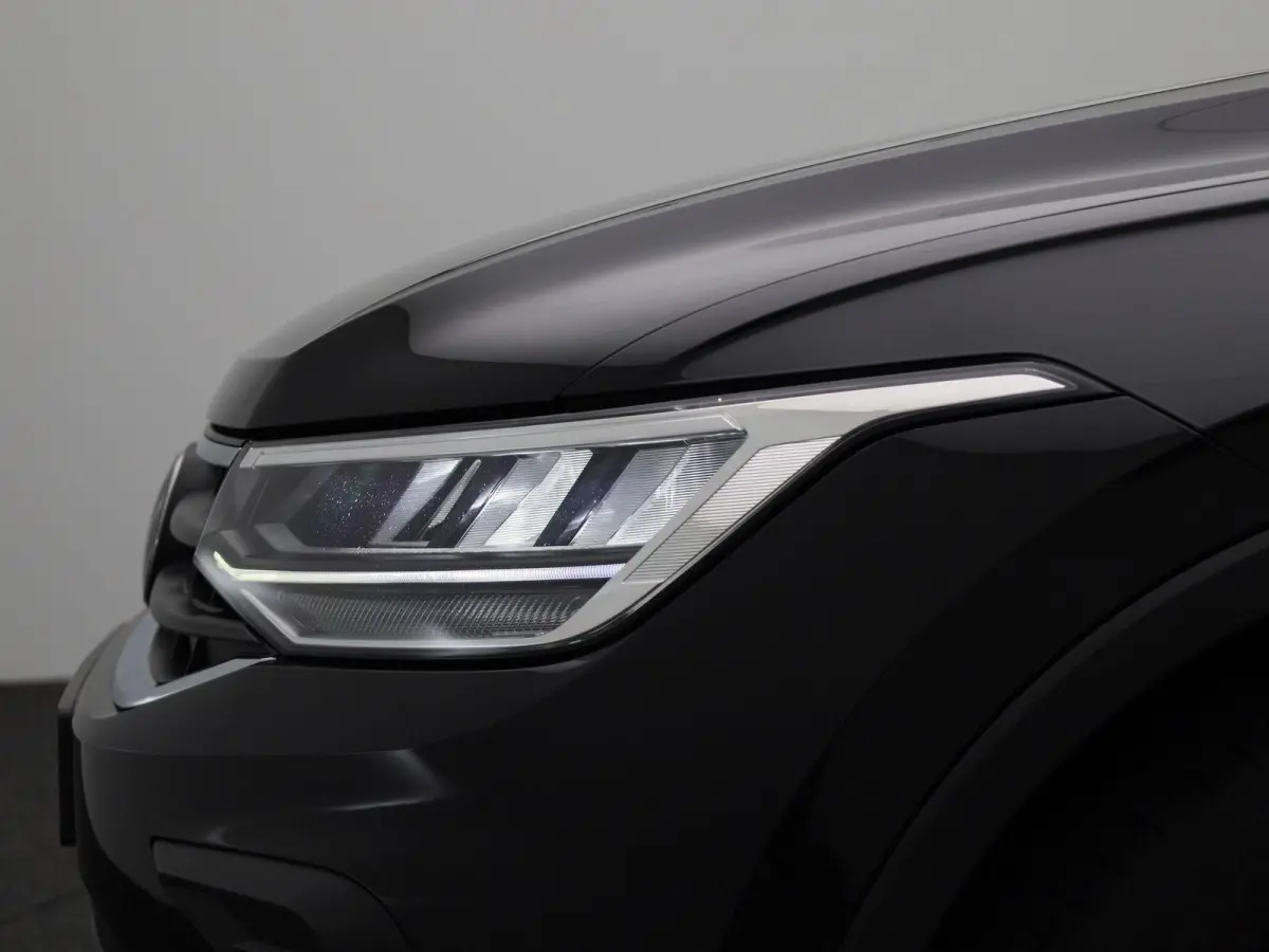 1.5 TSI Life Business 130 PK| Origineel Nederlands | 1e Eigenaar | Navigatie | Achterklep Elektrisch | Stoelverwarming | Stuurwielverwarming | Climatronic | Parkeersensoren Voor & Achter