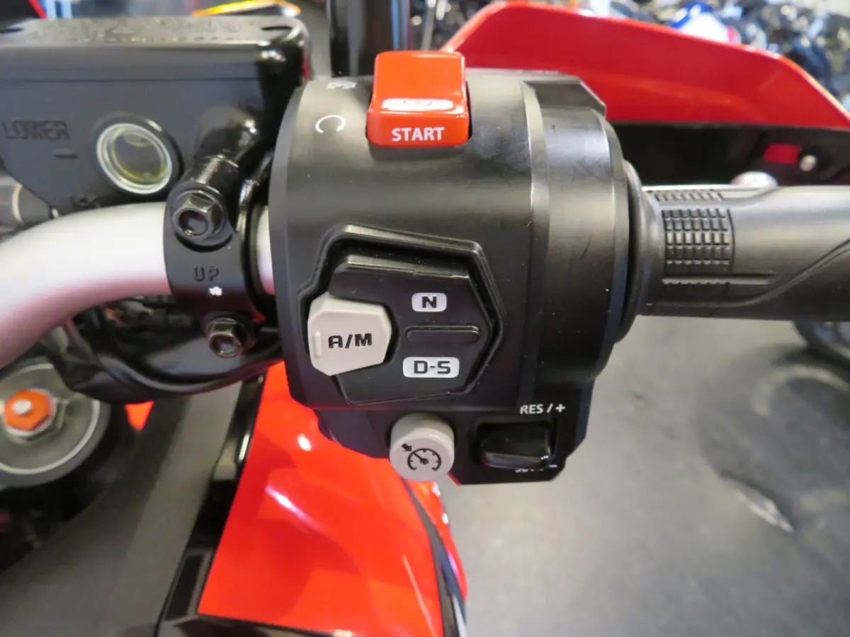 CRF 1100 AFRICA TWIN DCT!