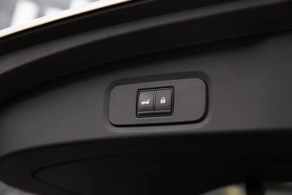 1.3 MHEV Xtronic Tekna Plus Propilot , Panoramadak, Adap. cruise, 360°/3D camera,