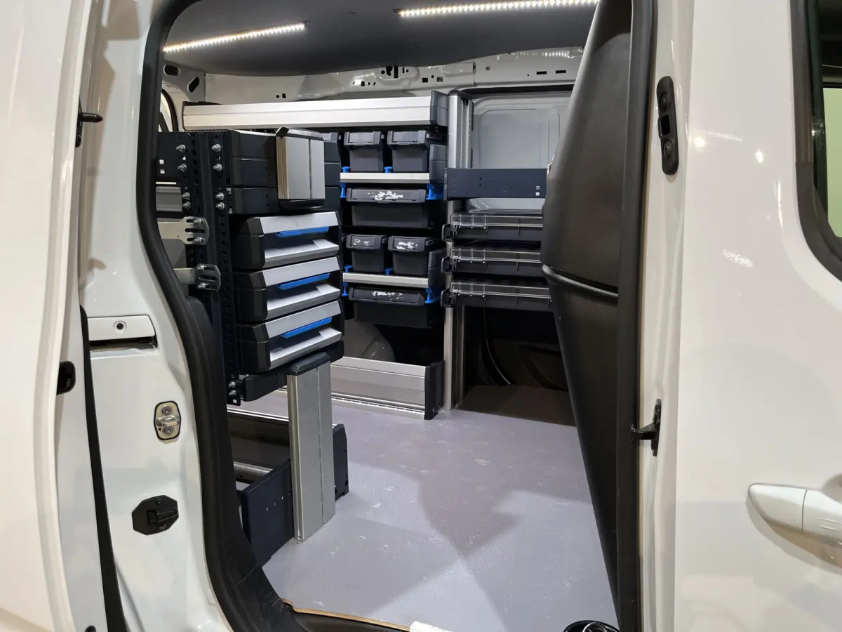 1.5 BlueHDI 130 PK L2 Automaat Servicebus / Sortimo Inrichting / Schuifdeur L + R / Euro 6 / Airco / Camera / Cruise Control / CarPlay / 64.600 KM !!