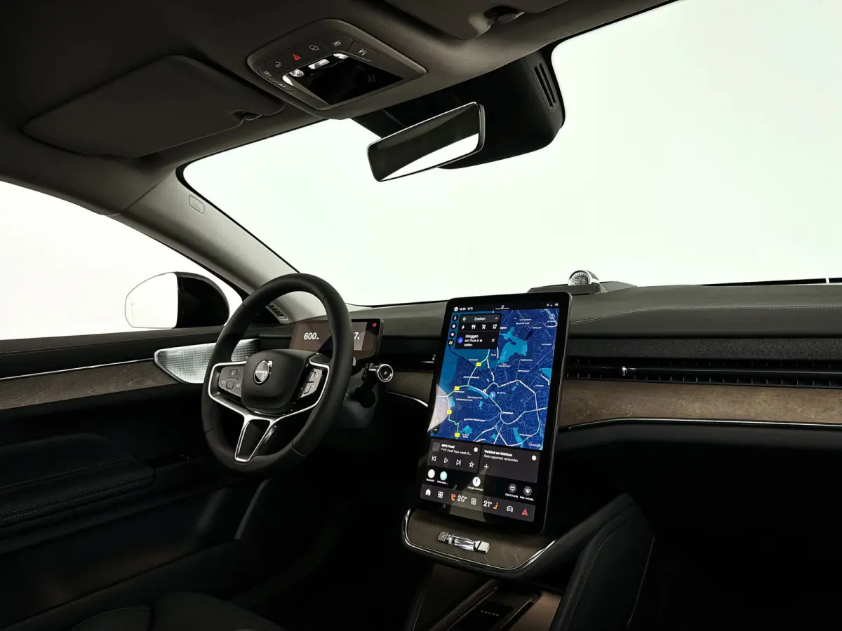 Single Motor Extended Range Ultra 92 kWh | Panoramadak | 360° camera | Head-up Display | Bowers & Wilkins | Luchtvering | Stoelventilatie | Stoel- en Stuurverwarming