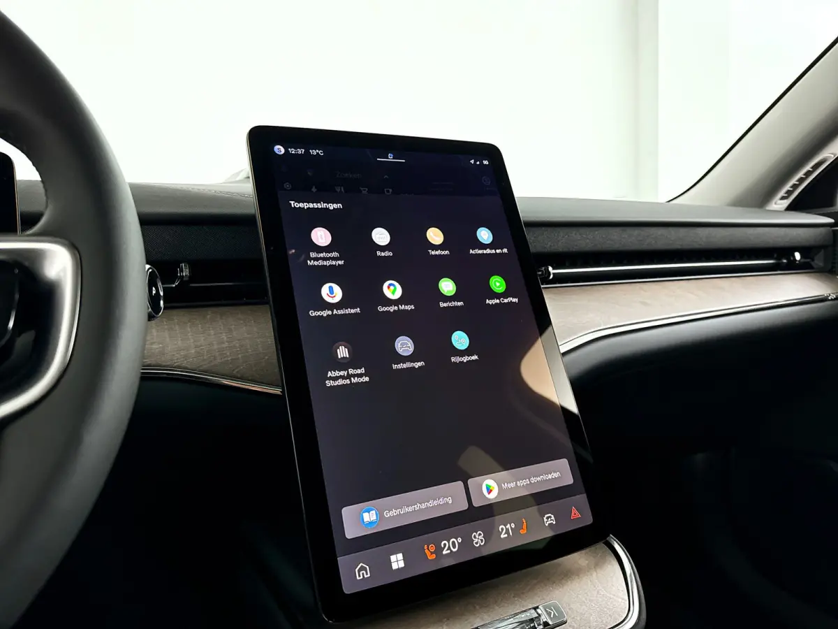 Single Motor Extended Range Ultra 92 kWh | Panoramadak | 360° camera | Head-up Display | Bowers & Wilkins | Luchtvering | Stoelventilatie | Stoel- en Stuurverwarming