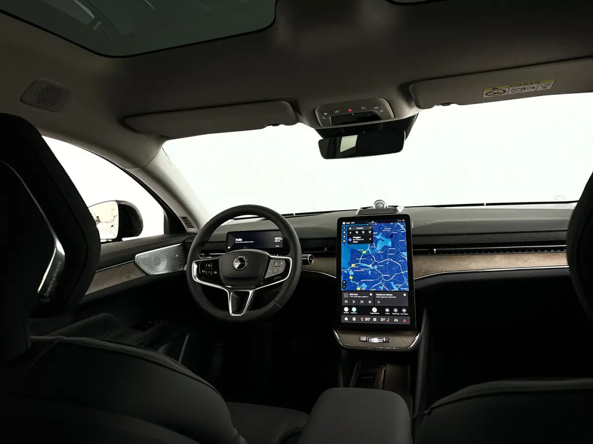 Single Motor Extended Range Ultra 92 kWh | Panoramadak | 360° camera | Head-up Display | Bowers & Wilkins | Luchtvering | Stoelventilatie | Stoel- en Stuurverwarming