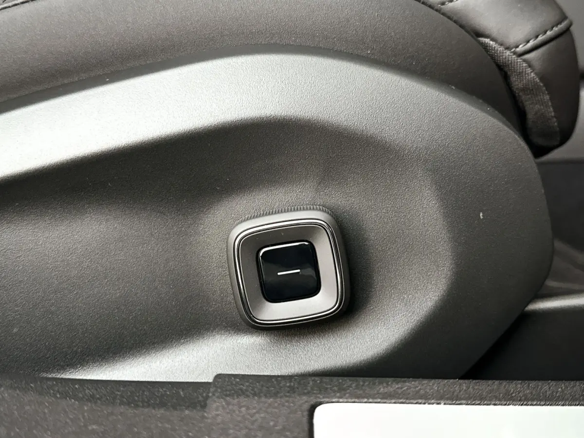 Single Motor Extended Range Ultra 92 kWh | Panoramadak | 360° camera | Head-up Display | Bowers & Wilkins | Luchtvering | Stoelventilatie | Stoel- en Stuurverwarming