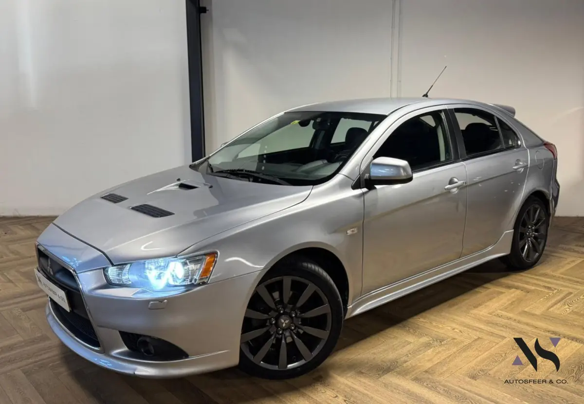 Sports Sedan 2.0 Evolution Ralliart GSR KEYLESS NAVI