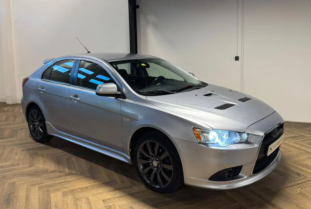 Sports Sedan 2.0 Evolution Ralliart GSR KEYLESS NAVI