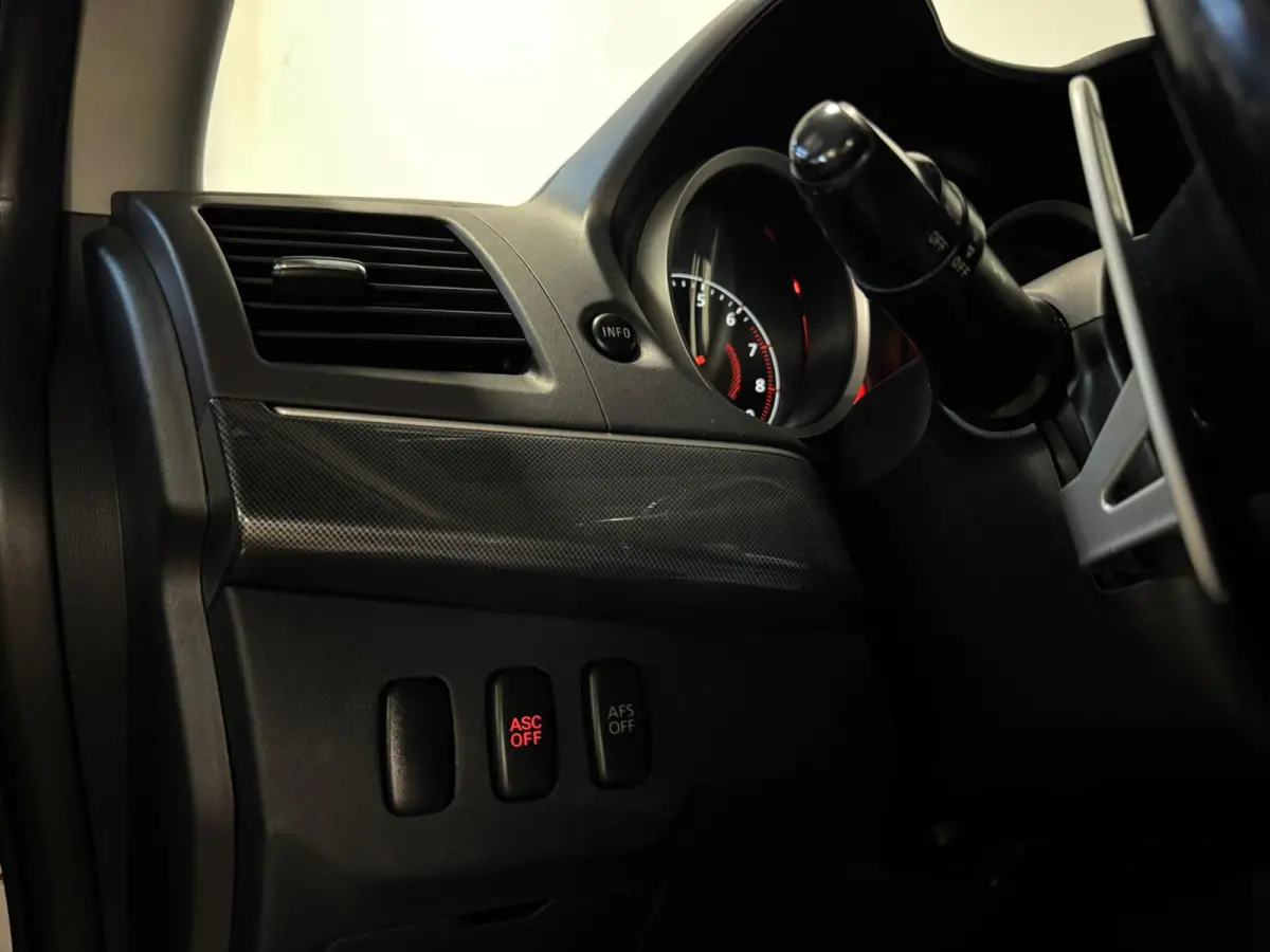 Sports Sedan 2.0 Evolution Ralliart GSR KEYLESS NAVI