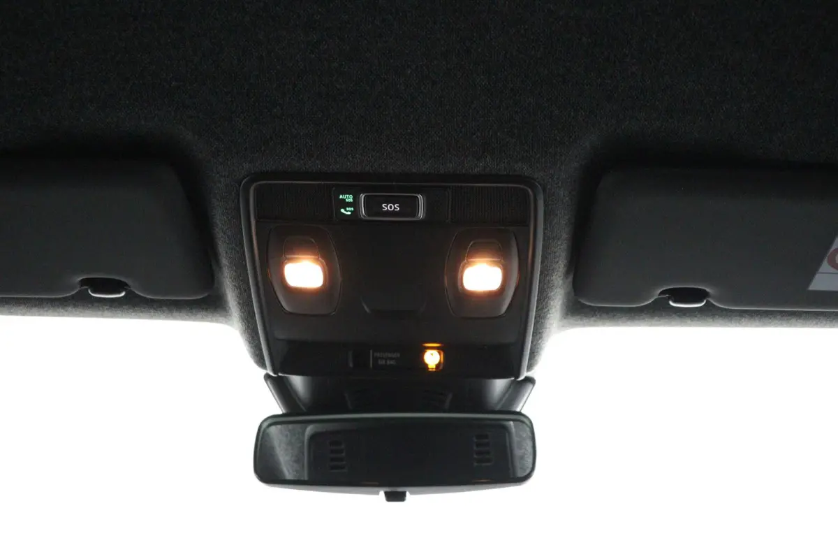 evolution full hybrid E-Tech 145 | Google Navigatie | Parkeercamera | Climate Control |