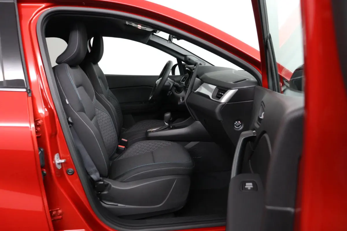 evolution full hybrid E-Tech 145 | Google Navigatie | Parkeercamera | Climate Control |