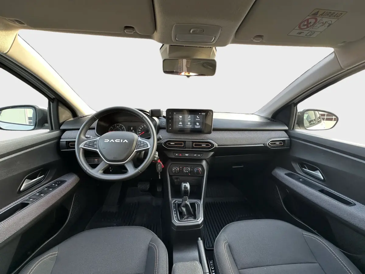 1.0 tce Expression Automaat Apple carplay Achteruitrijcamera Cruise controle